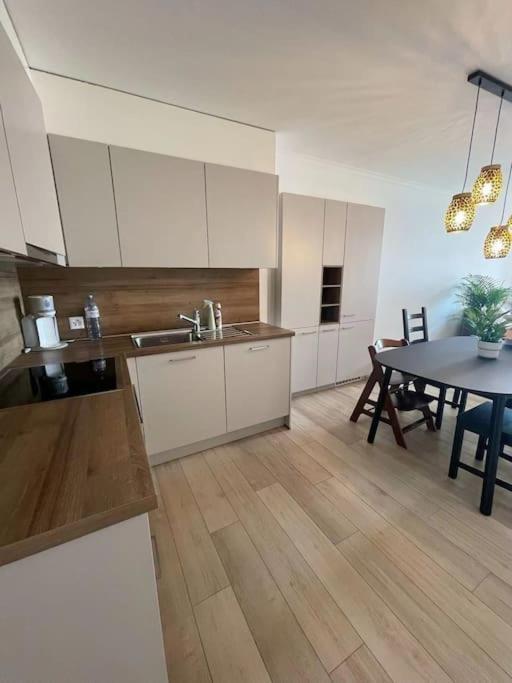 Perfect Lake View New Apartment Veytaux Εξωτερικό φωτογραφία